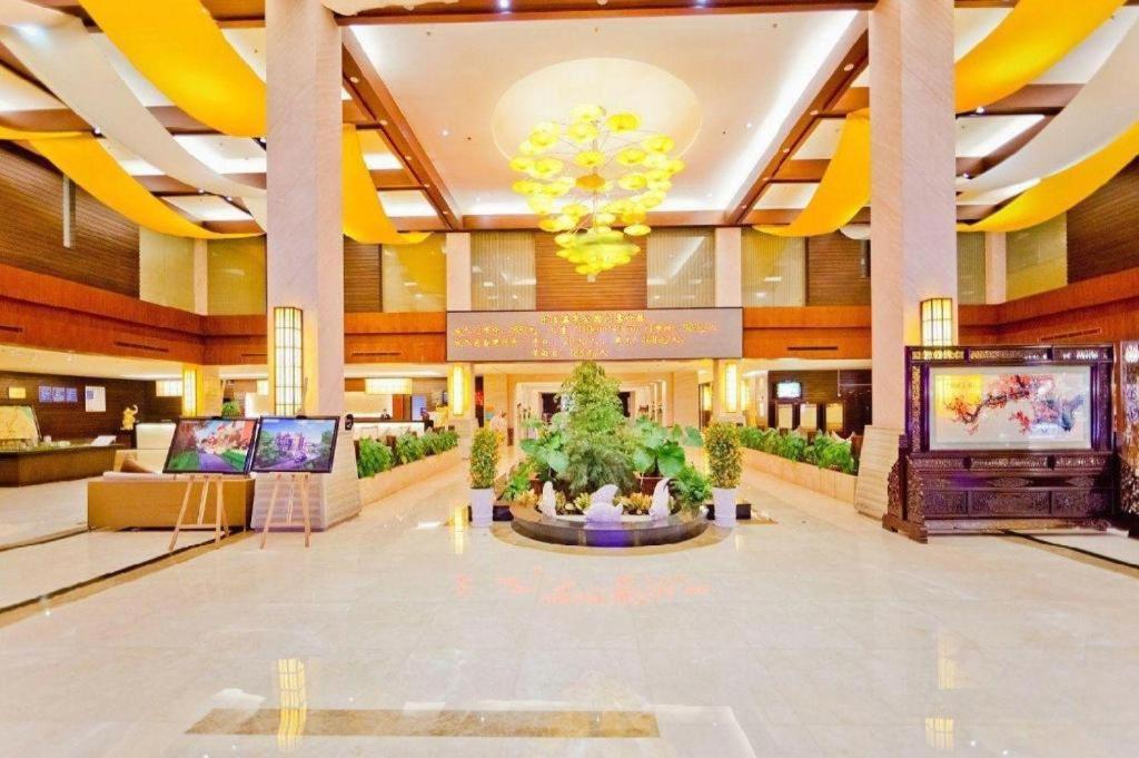 Suzhou Phoenix Hotspring Resort Zhangjiagang Exterior foto