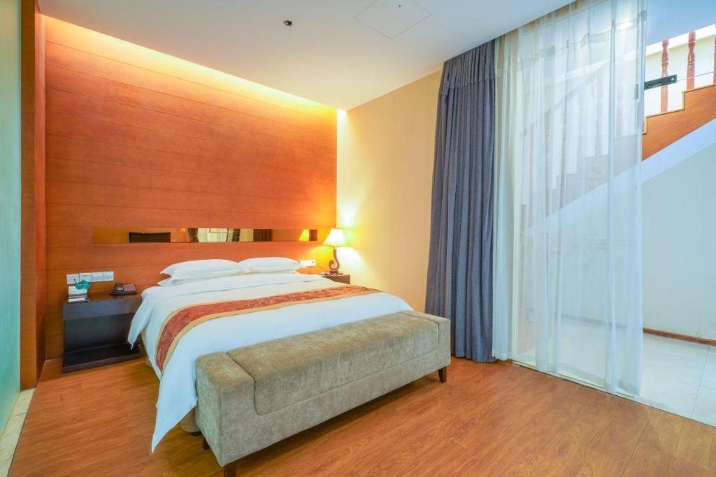 Suzhou Phoenix Hotspring Resort Zhangjiagang Exterior foto